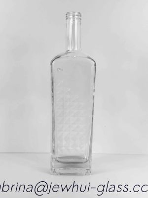 Καλή τιμή 750 ml Διαυγές γυαλί Μεγάλο λαιμό Στρογγυλό μπουκάλι Michigan Liquor 21,5 mm Bar Top Neck Finish σε απευθείας σύνδεση