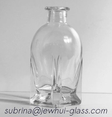 Καλή τιμή 375 ml Rumquila, Vodquila, whiskquila, Xo, Brandy, Cognac γυάλινο μπουκάλι με κούφιο τζάμι σε απευθείας σύνδεση