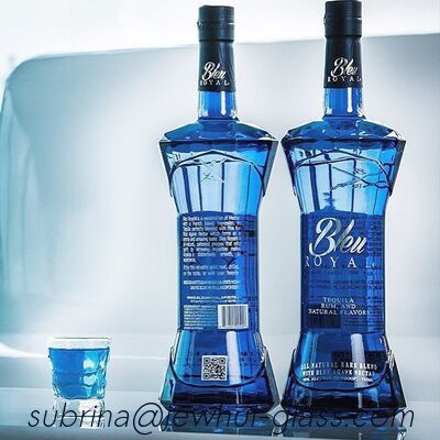 Καλή τιμή Μπουκάλι γυάλινο βότκας Blue Royal 750ml σε απευθείας σύνδεση